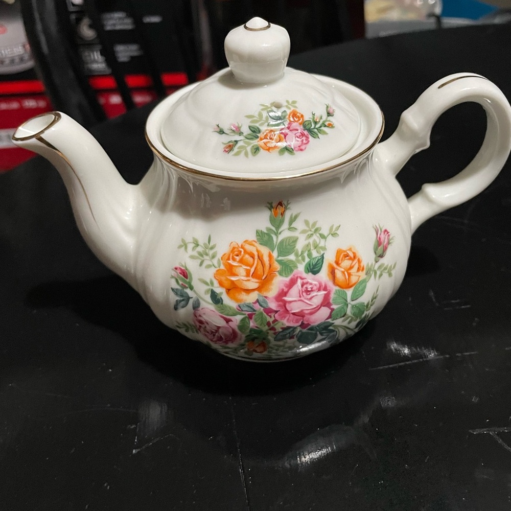 Robinson Design Group porcelain teapot